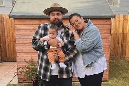 Grace y su pareja Lee esperan una niña