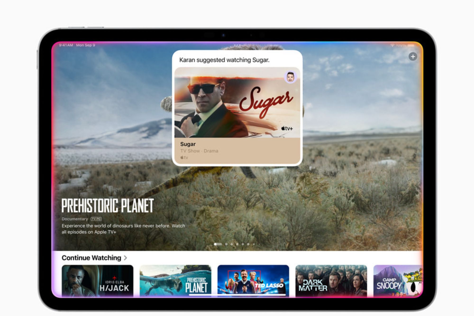 Gracias a Apple Intelligence, Siri podrá responder preguntas a partir de la comprensión del contexto personal de los usuarios (Apple/Canva)