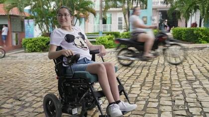 Gracias a la investigación en el campo de la terapia ocupacional, ya ha sido posible darles a varios pacientes una versión motorizada de la silla de ruedas