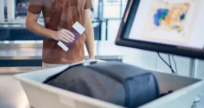Gracias a la nueva iniciativa de inspección remota, los tiempos de espera en aeropuertos se reducen, lo que mejorará la fluidez en el tránsito de pasajeros