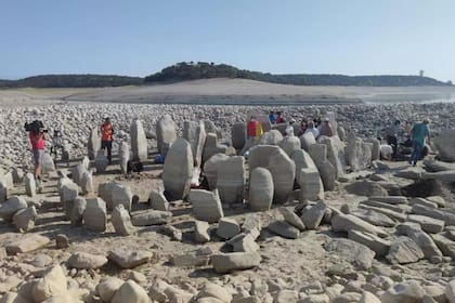 Gracias a la sequía quedaron expuestas más de 144 rocas del 5000 a.C.