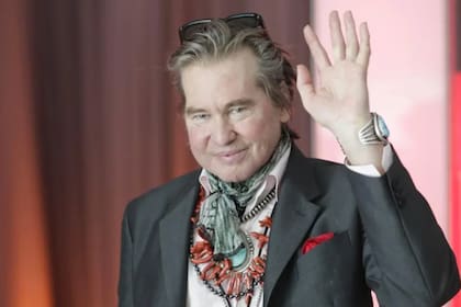Gracias a la tecnología, Val Kilmer aparecerá en "As Deep as the Grave"