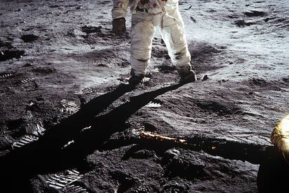 Gracias a sus estudios relacionados con la evolcuión del Sol, Dilhan Eryurt contribuyó para misión Apolo 11.