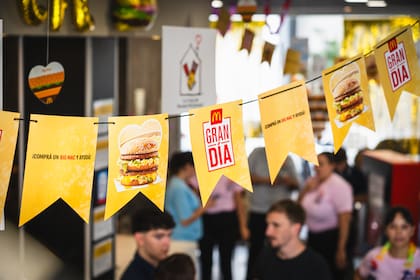 “Gracias al compromiso de la comunidad, podemos seguir acompañando a familias que atraviesan tratamientos médicos prolongados, ofreciendo contención y cuidado en nuestros programas”, dijo Julieta Cortijo, directora ejecutiva de la Casa de Ronald McDonald Argentina