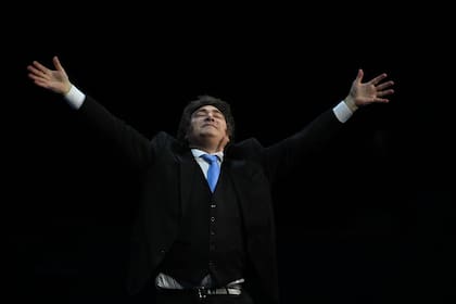 GRAF569. MADRID, 14/03/2026.- El presidente argentino, Javier Milei, participa este sábado en el Madrid Economic Forum en Madrid. Milei ha viajado esta semana a España para participar en una nueva edición del Madrid Economic Forum, una reunión de economistas y figuras políticas conservadoras convocada para hoy sábado, y a la cual ya asistió el año pasado. EFE/ Fernando Villar