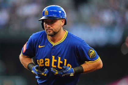 Gran año de Cal Raleigh impulsa un auge ofensivo de los receptores en MLB