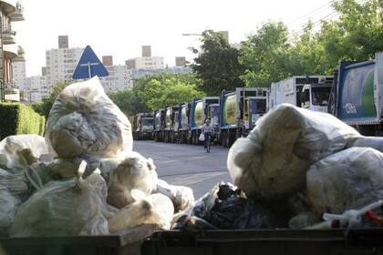 Gran cantidada de basura se acumula en la ciudad