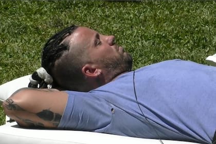 Gran Hermano: luego de la eliminación de Holder, Juan se mostró solo en el jardín
