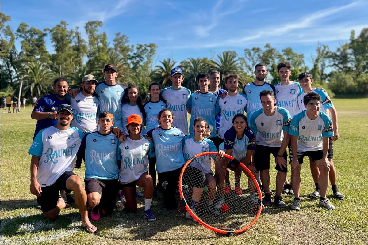 Gran parte de la selección argentina que estará presente en el Mundial de Roundnet en Francia