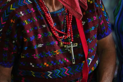 Gran parte de las comunidades indígenas en EE.UU. no hablan sus idiomas natales por miedo a la discriminación