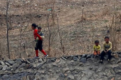 Gran parte de los "hostiles" viven en zonas rurales remotas y frías en el norte del país, que limitan con China y Rusia.