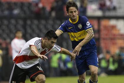 Grana en acción, frente a River