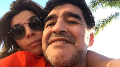Maradona y una postal con su hija Dalma