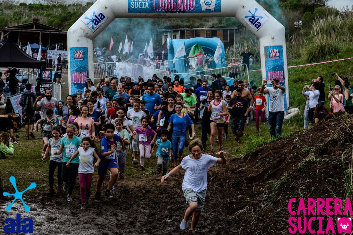 Grandes y chicos disfrutaron al aire libre y se animaron a ensuciarse sin preocuparse por manchas ni bacteria