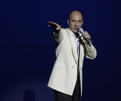 Una escena de Novecento, de Alessandro Baricco, el último espectáculo que Grandinetti hizo en teatro en la Argentina antes de este regreso