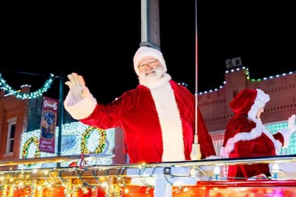 Grapevine está a menos de 30 minutos de Dallas para disfrutar en Navidad (FB VisitGrapevine)