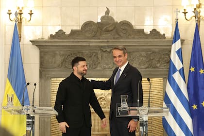 Grecia y Ucrania firman acuerdo de suministro de gas estadounidense