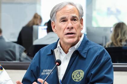 Greg Abbott activó recursos estatales para tener a disposición equipos de emergencia en caso de que haya inundaciones por las tormentas