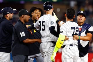 Jazz Chisholm Jr. pega dos jonrones y remolca cinco en victoria 8-5 de los Yankees sobre Piratas