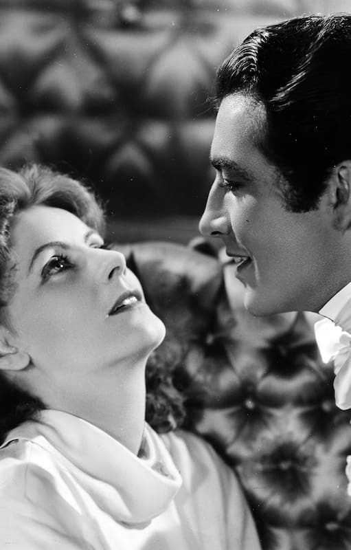 Greta Garbo y Robert Taylor en La dama de las camelias, uno de los clásicos que cimentaron la fama de MGM como el estudio que tenía "más estrellas que en el cielo"