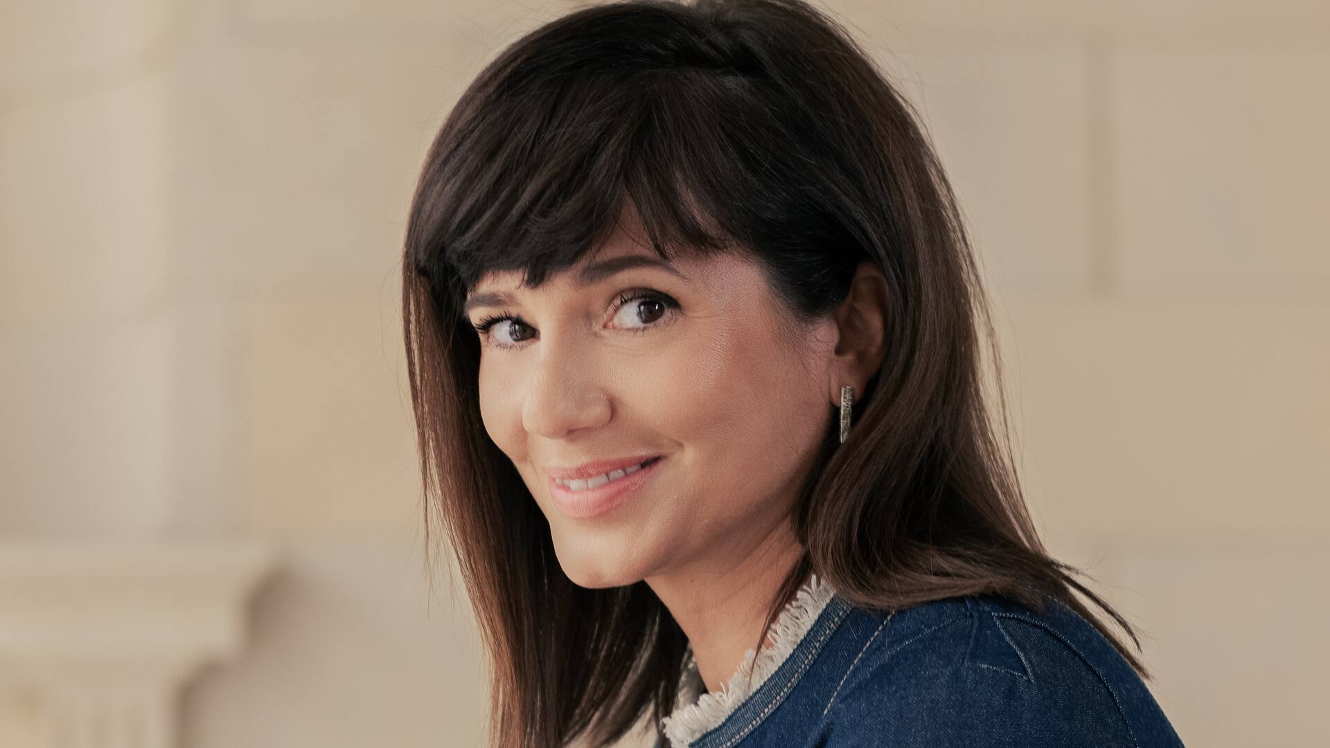 Griselda Siciliani brilla en los nuevos capítulos de Envidiosa, la serie de Netflix creada por Adrián Suar y Carolina Aguirre, que hoy estrenó su segunda temporada