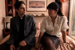 Griselda Siciliani como Estella y Joaquín Furriel como Sergio en Descansar en paz. Cr. Alan Roskyn / Netflix ©2024