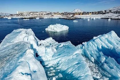 Groenlandia pierde una media de 234.000 millones de toneladas de hielo al año