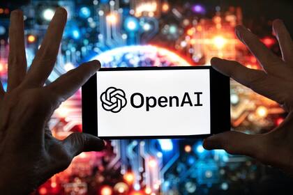 Grupo de vigilancia exige a OpenAI retirar la app de video Sora por riesgos de deepfakes