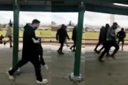 Grupo encabezado por Leandro Emanuel Paredes, líder de la barra brava Los Pibes de Racing, en la estación Gerli, del tren Roca, para emboscar a hinchas colombianos