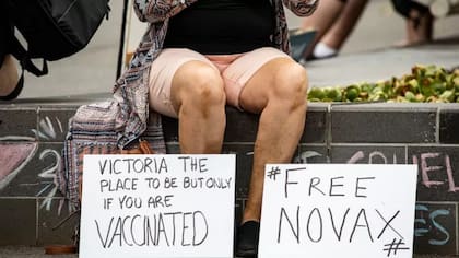Grupos de antivacunas han expresado su apoyo al jugador serbio