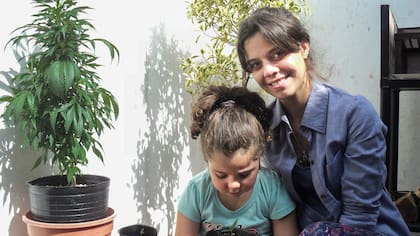 Guada junto a su mamá, Rosario