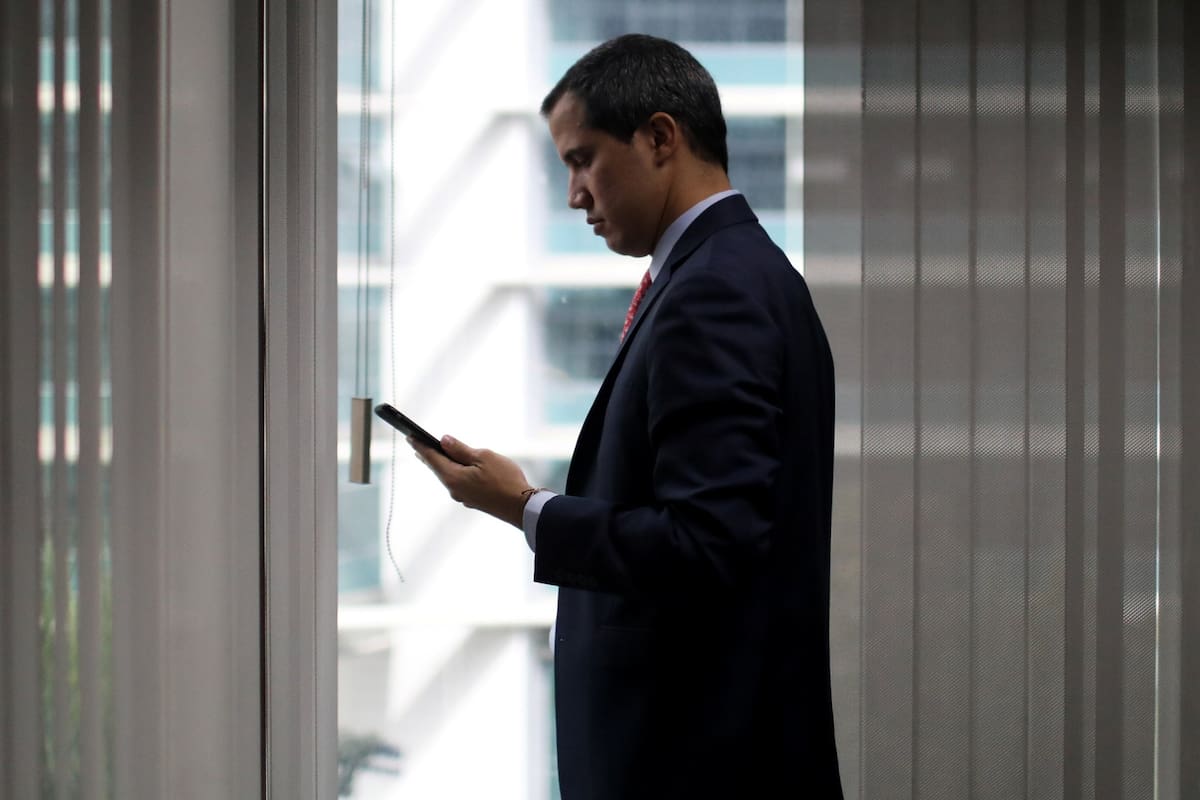 Guaidó, ayer, en sus oficinas de Caracas