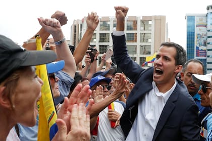 Guaidó, en la marcha que desafió al chavismo en Caracas