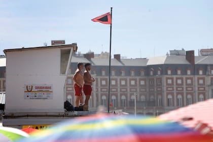 Guardavidas en Playa Las Toscas, Mar del Plata