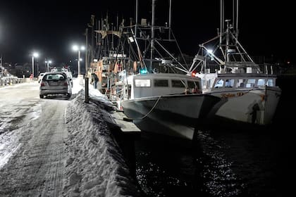 Guardia Costera de EEUU suspende búsqueda tras hundimiento de barco pesquero en Massachusetts