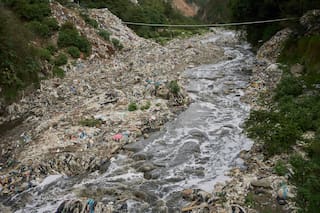 Guatemala: ONG busca limpiar ríos y evitar que el plástico llegue al mar