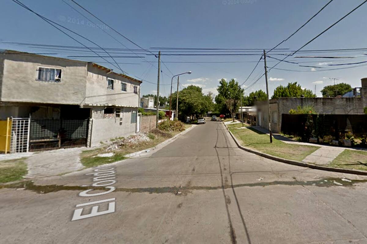 Guayra 4508 departamento 4 en Villa Tesei, allí vivía la niña de cinco años que fu asesinada por sus padres
