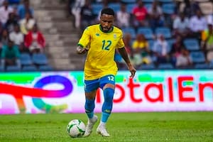 Guelor Kanga Kaku comenzó a jugar en el seleccionado de Gabón en 2012 y lleva 66 partidos con la camiseta de ese país