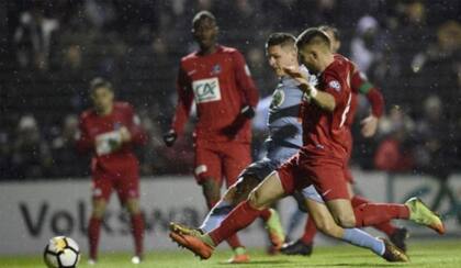 Guido Carrillo brilló con un hat-trick en el Mónaco