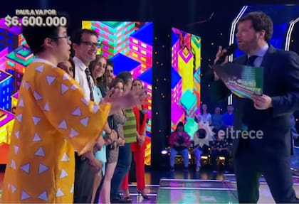 Guido Kaczka se interesó por conocer más detalles de la profesión del participante (Foto: Captura eltrece)