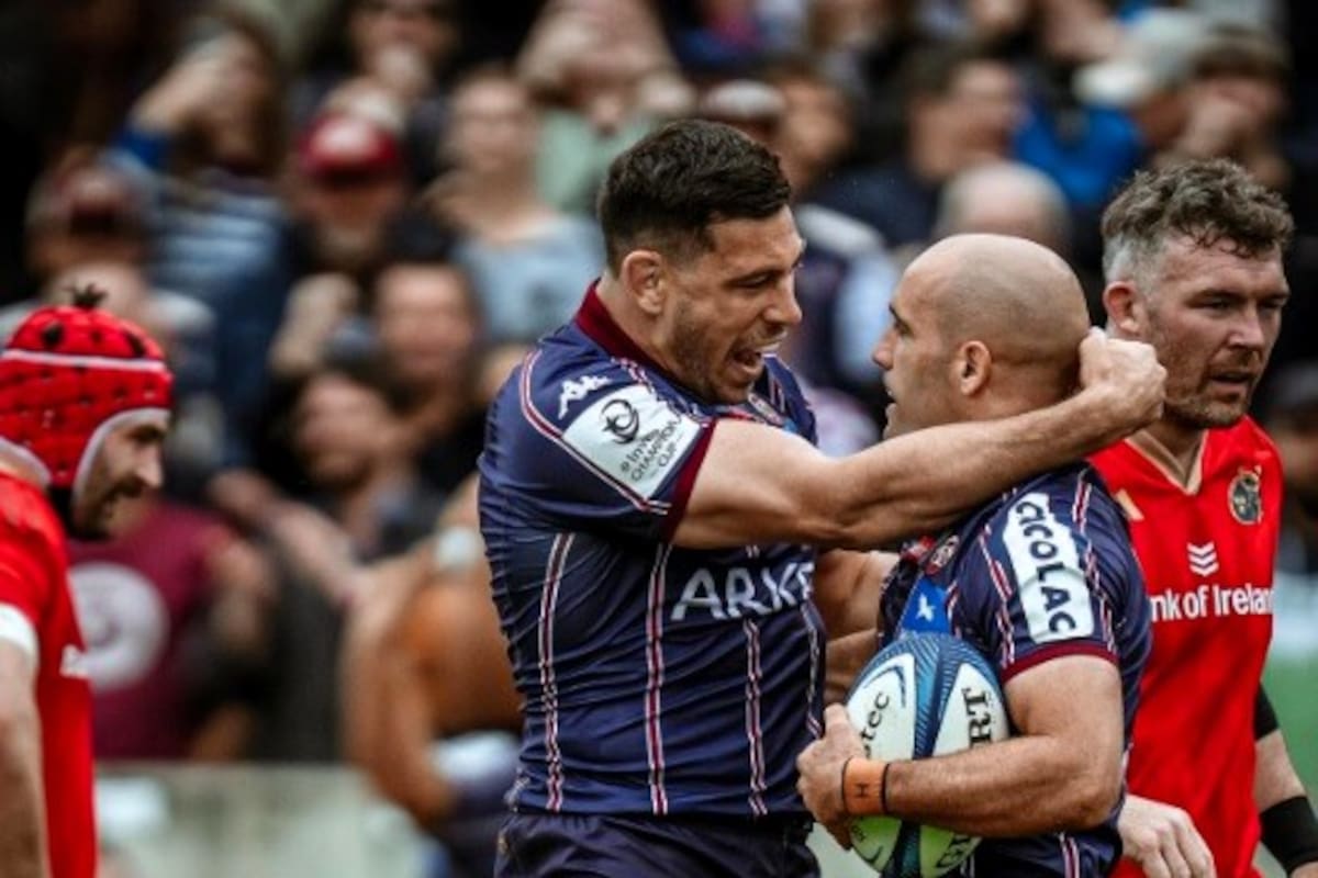 Guido Petti junto a Maxime Lucu, figura del partido de Bordeaux Begles