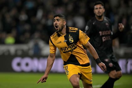 Guido Vadalá marcó el gol de Coquimbo de Chile ante Platense en la ida