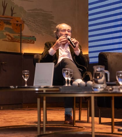 Guilermo Dietrich en la presentación del libro