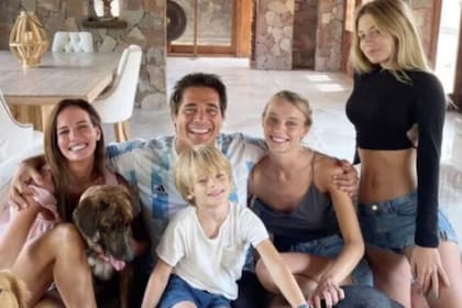 Guillermo Andino y Carolina Prat tienen tres hijos: Sofía, Victoria y Ramón