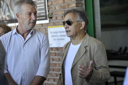 Guillermo Belgeri y Alfredo Monserrat, en el último adiós a Montes