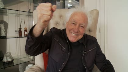 Guillermo Coppola, una de las celebridades que ofrece sus servicios en la plataforma