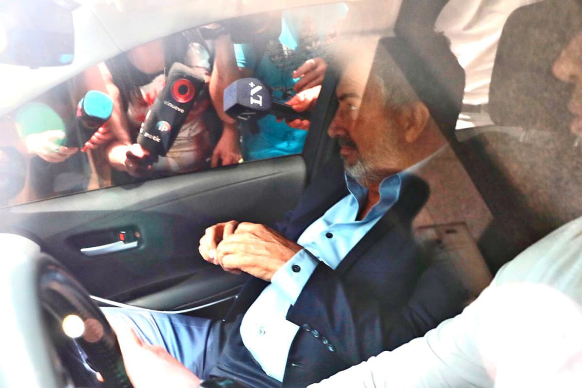 Guillermo Ferraro, cuando iba a la reunión de transición en el Ministerio de Economía