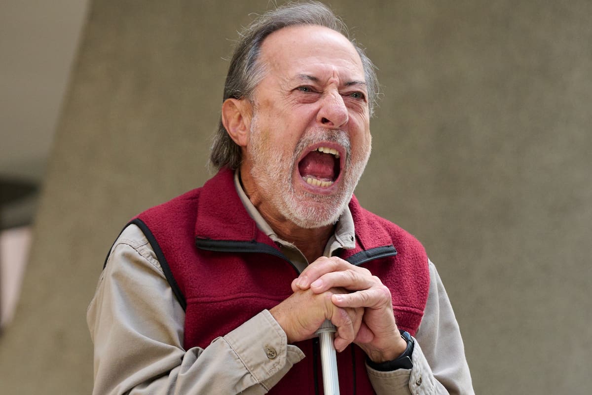 Guillermo Francella es Eliseo en El encargado. Disney+ anunció que el estreno de la cuarta temporada se adelantó un día y los episodios ya se encuentran disponibles en la plataforma