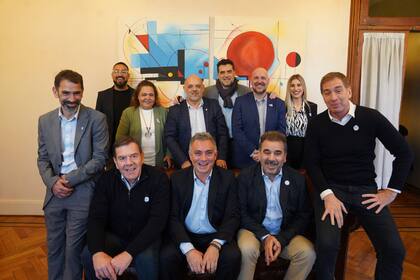 Guillermo Montenegro, Sebastián Pareja, Cristian Ritondo, Diego Santilli, Alejandro Carrancio, Carlos Curestis, Miriam Niveyro, Geraldine Calvella, Luciano Olivera y Juan Osaba