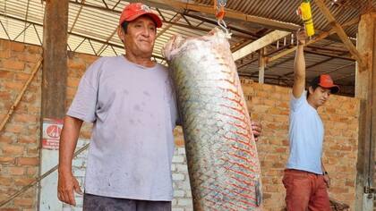 Guillermo Otta Parum pesca en la Amazonía boliviana desde hace más de 50 años
